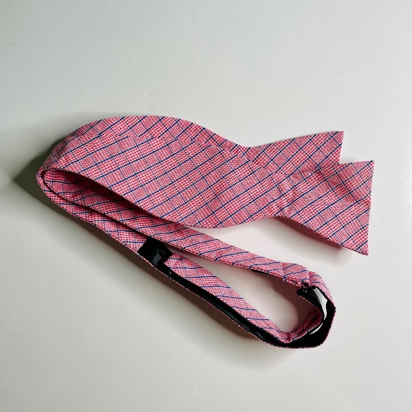 Tommy Hilfiger Navy Blue Check Silk & Pink Check Cotton Self-Tie Bow Tie Bundle - Picture 6 of 9
